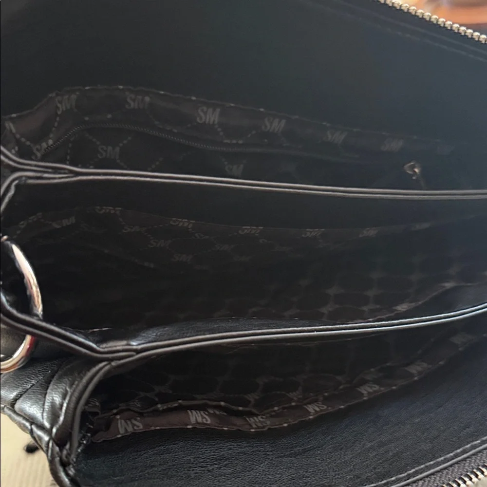 Steve Madden Black Quilted Crossbody Bag with Wallet - Picture 3 of 5